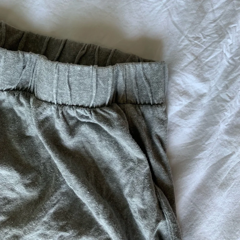 Free People Gray Washed Cropped Lounge Top and Shorts Set - Picture 12 of 12